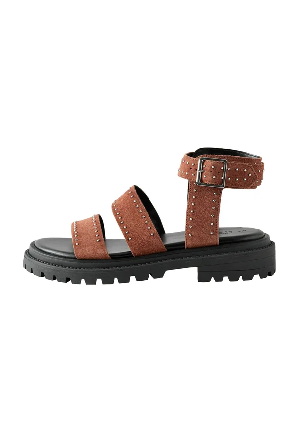 REGULAR FIT - FOREVER COMFORT CHUNKY STUDDED - Plateausandalette - tan brown suede