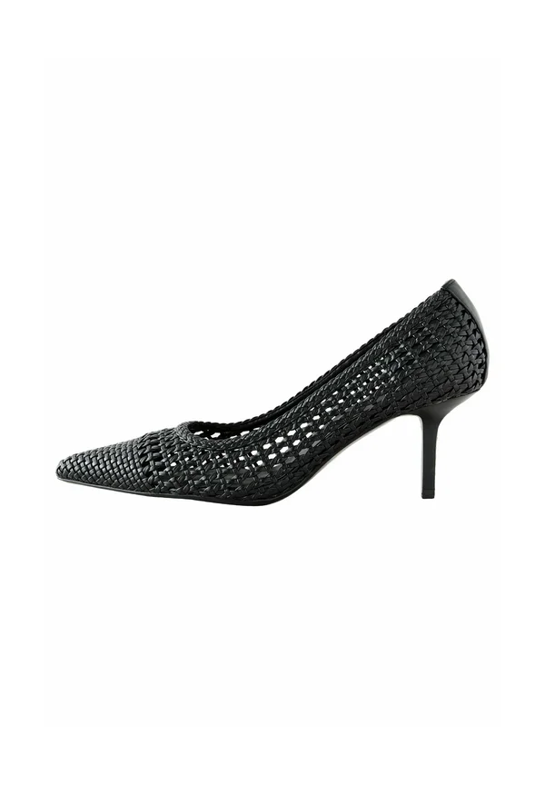 REGULAR FIT FOREVER COMFORT POINT TOE WEAVE COURT HEEL - Pumps - black
