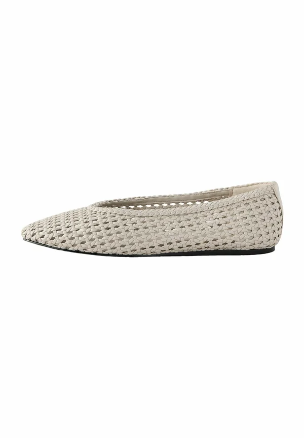 REGULAR FIT-FOREVER COMFORT ROUND TOE WEAVE - Klassischer Ballerina - bone