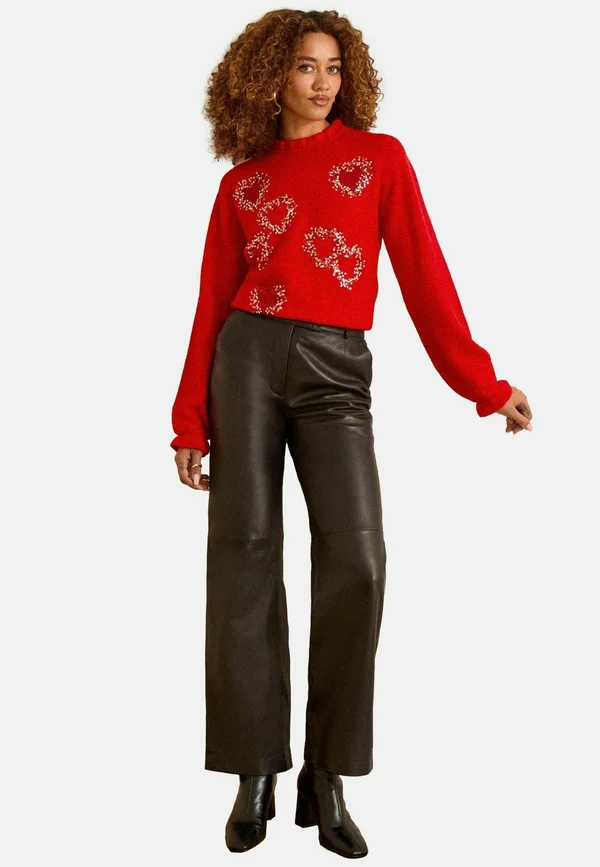 REGULAR FIT - FRILL NECK COSY - Strickpullover - red sequin chiffon hearts