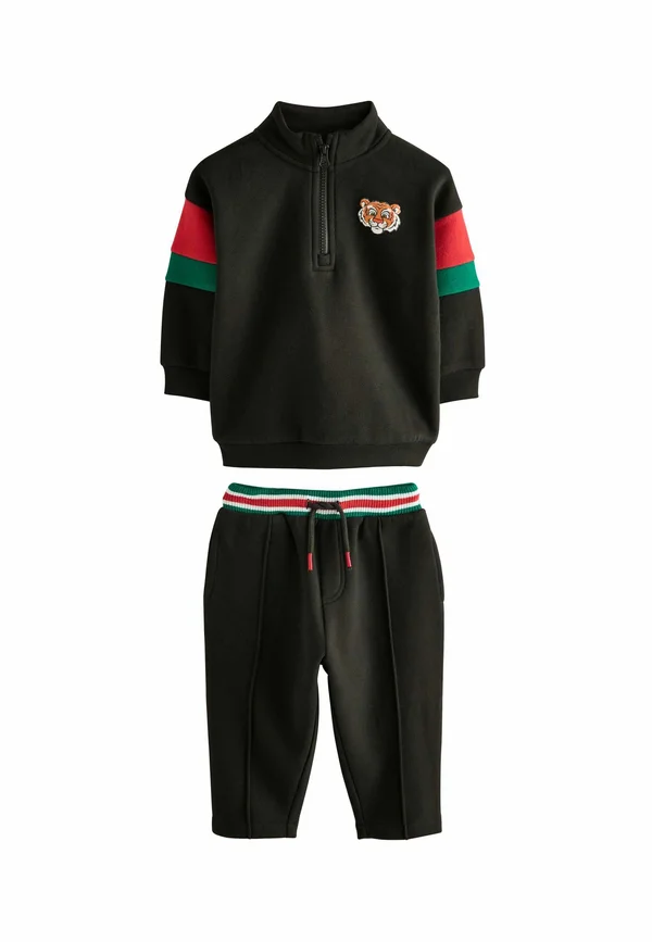 REGULAR FIT - HALF ZIP JOGGERS SET - Trainingsanzug - black