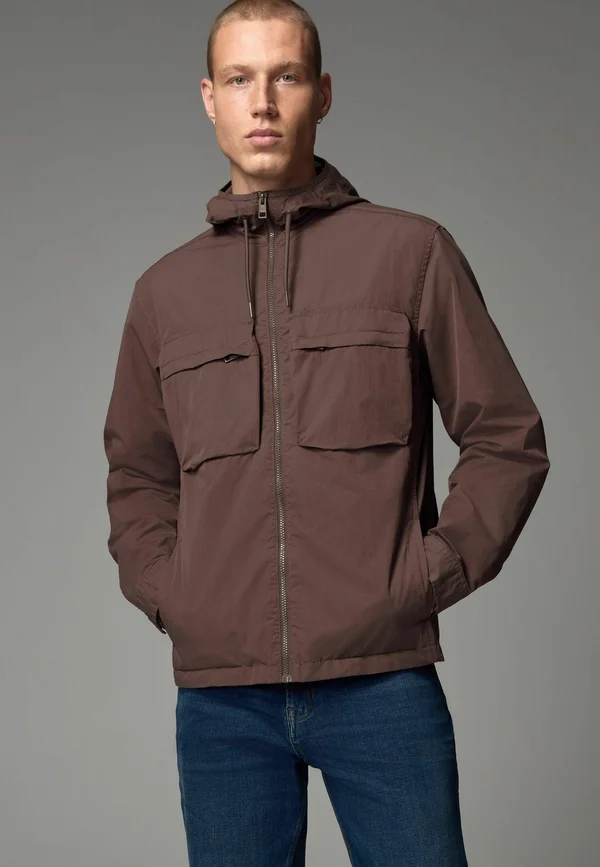 REGULAR FIT - Leichte Jacke - brown