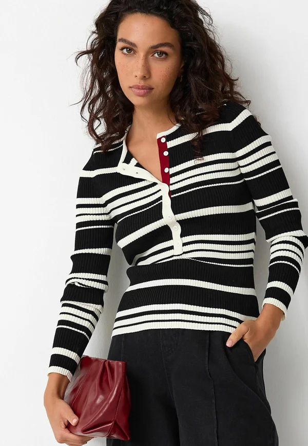 REGULAR FIT - LONG SLEEVE HENLEY - Strickpullover - monochrome stripe