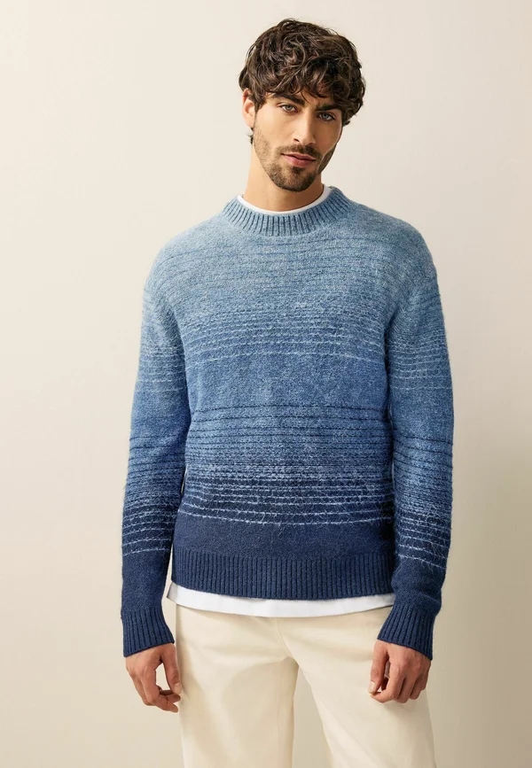 REGULAR FIT OMBRÉ STRIPE CREW - Strickpullover - blue