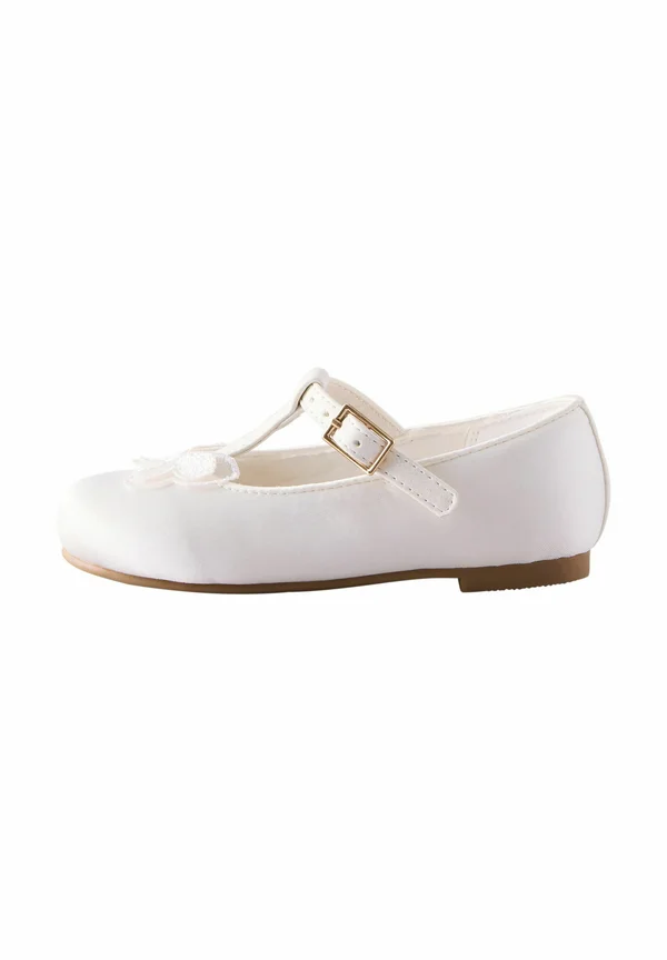 REGULAR FIT - Riemchenballerina - white