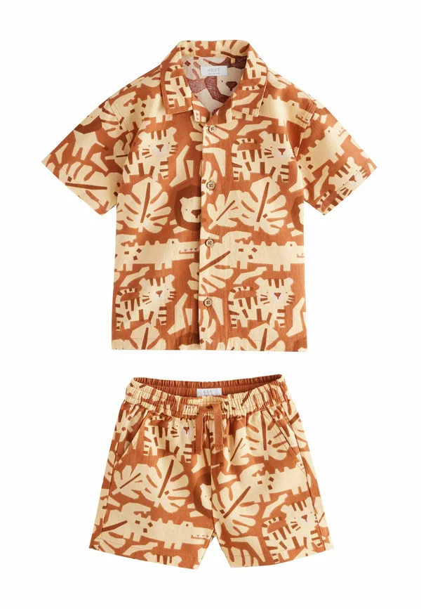 REGULAR FIT - SHORT SLEEVES PRINTED SET  - Shorts - tan brown safari aop