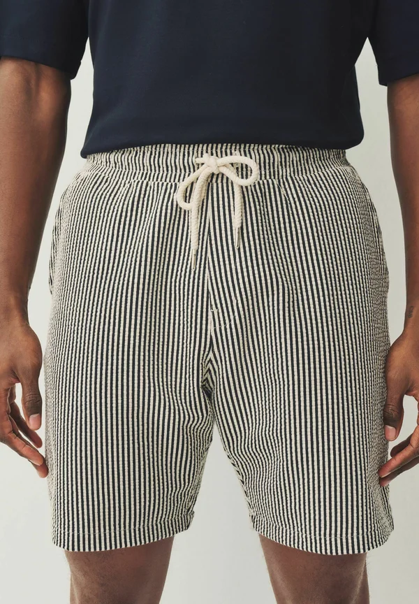 REGULAR FIT - Shorts - black white