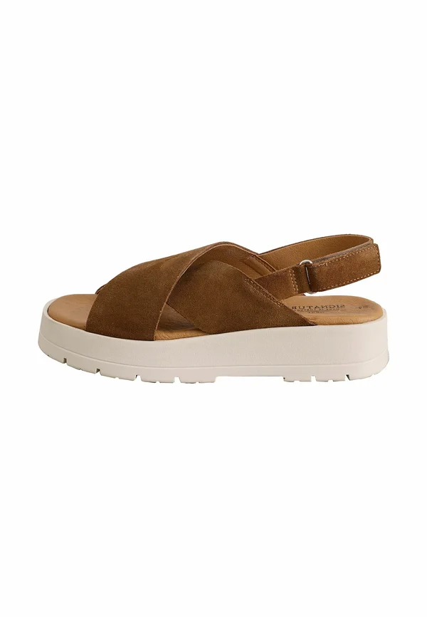 REGULAR FIT SIGNATURE CROSS STRAP CHUNKY - Plateausandalette - tan brown suede
