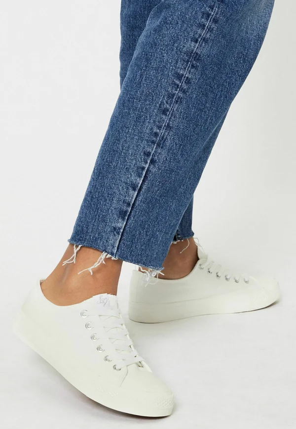 REGULAR FIT  - Sneaker low - white