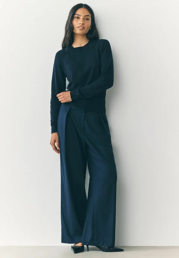 REGULAR FIT - SOFT TOUCH CREW NECK - Strickpullover - navy blue