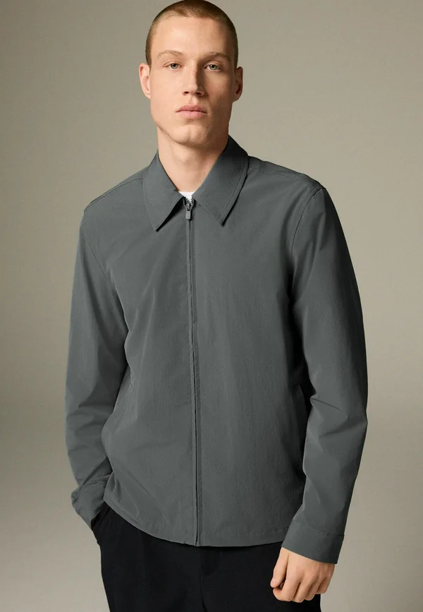 REGULAR FIT STRETCH TECHNICAL - Leichte Jacke - blue