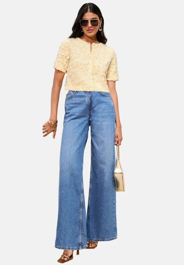 REGULAR FIT  - Strickjacke - yellow