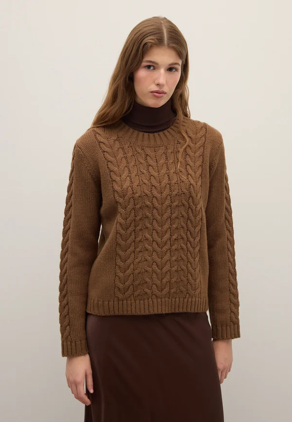 REGULAR FIT  - Strickpullover - light brown