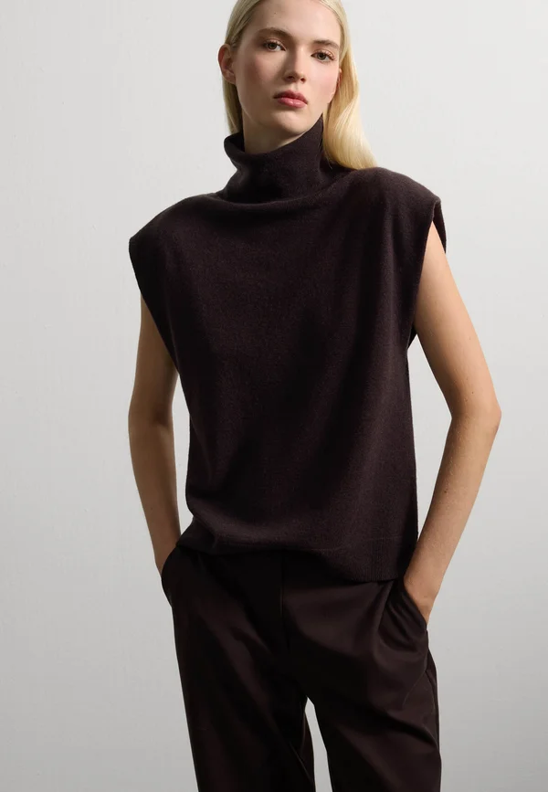 REGULAR FIT  - Strickpullover - light brown