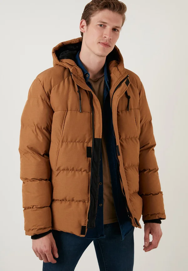REGULAR FIT - Winterjacke - mustard