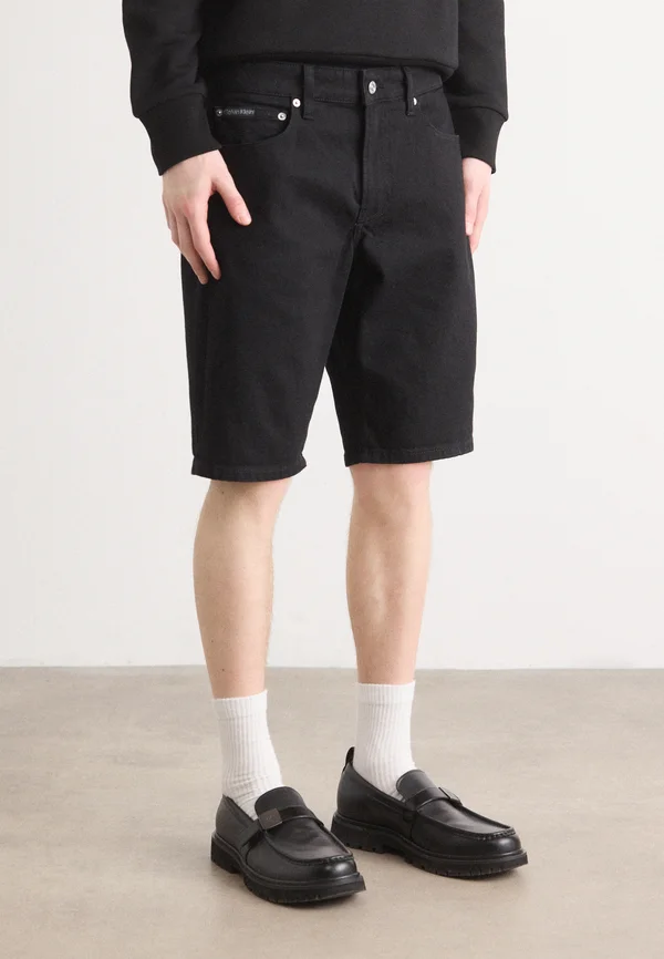REGULAR - Jeans Shorts - denim black