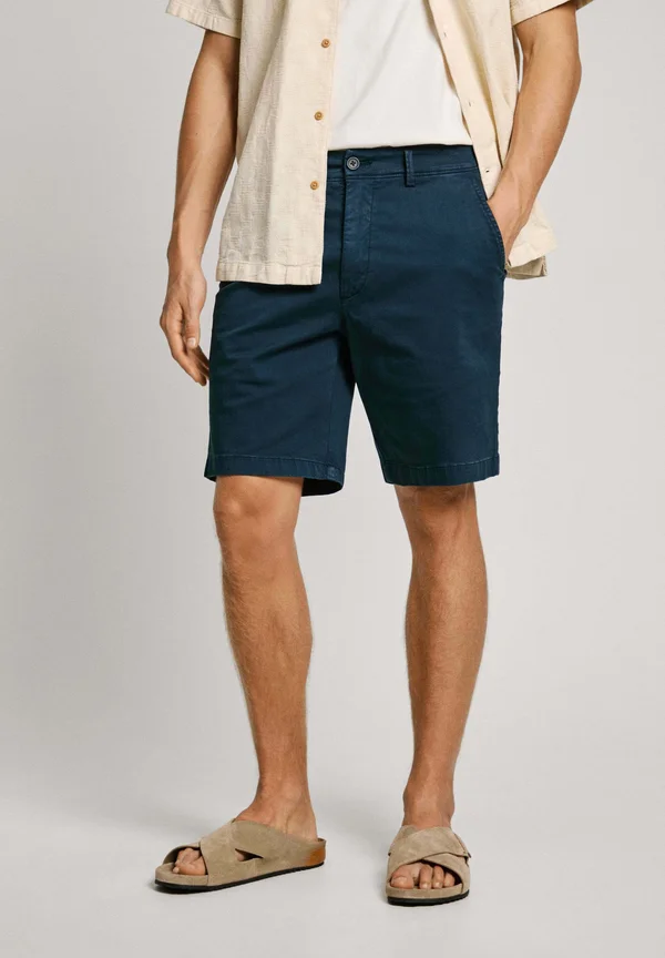 REGULAR  - Shorts - dulwich blue