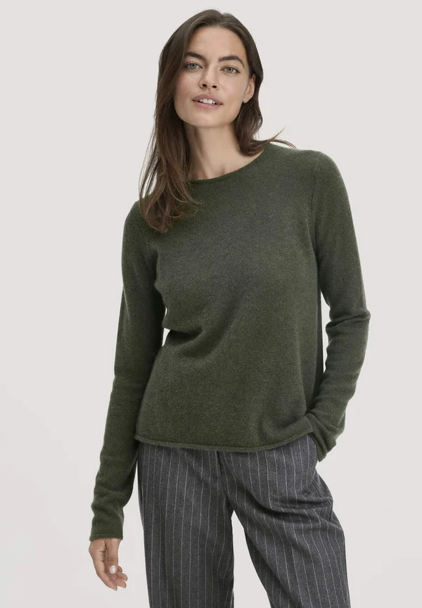 REGULAR - Strickpullover - tannengrün