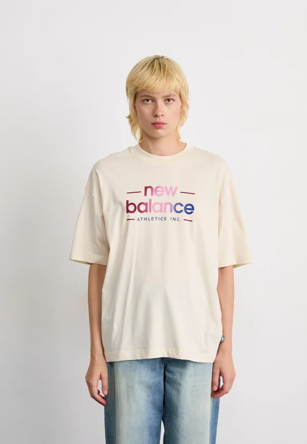 REIMAGINED OVERSIZED - T-Shirt print - beige