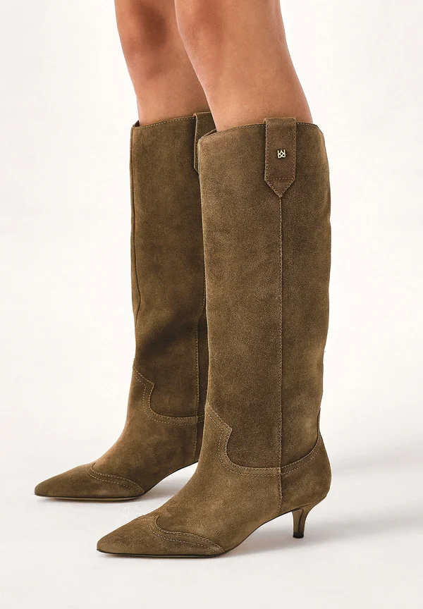 RENESIE - Stiefel - brown