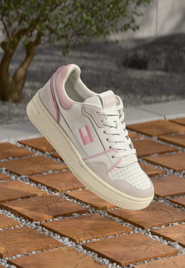 RETRO BASKET - Sneaker low - ecru/misty pink