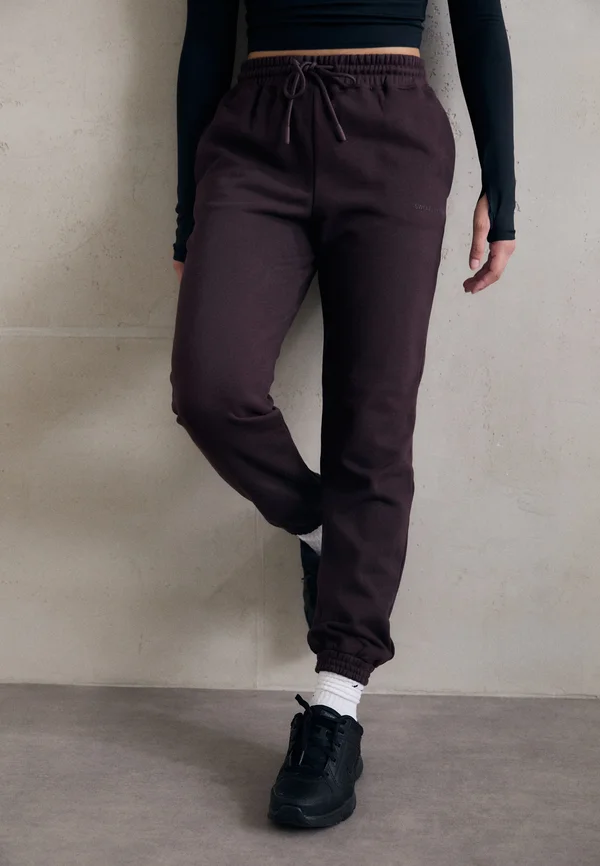REVIVE RELAXED JOGGER - Jogginghose - sable brown