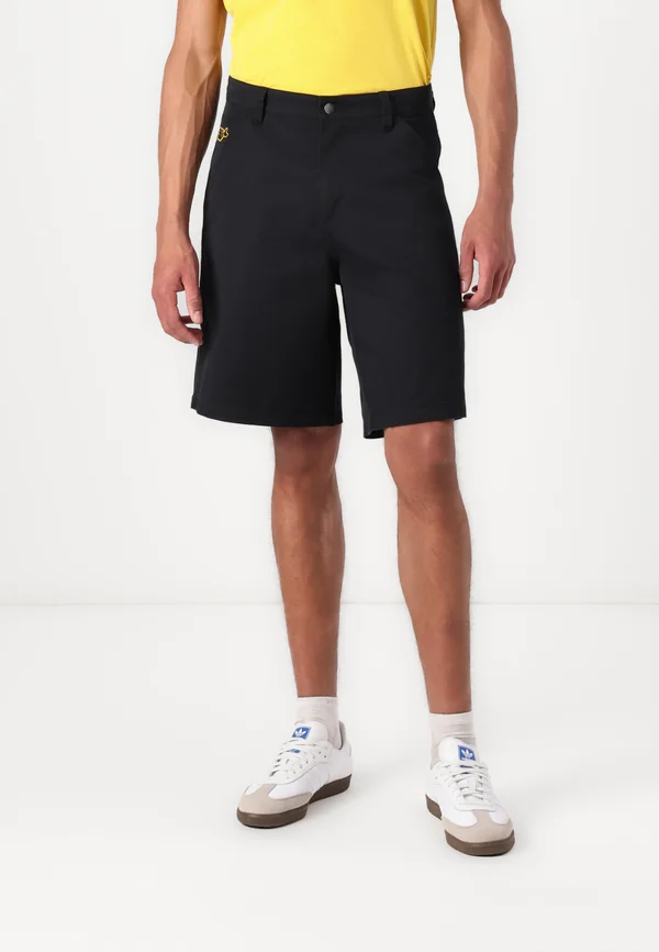 REYNOLDS WALK - Shorts - black