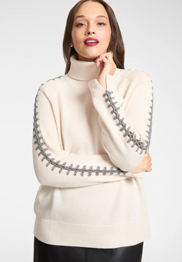 RICAMATA A MANO - Strickpullover - bianco