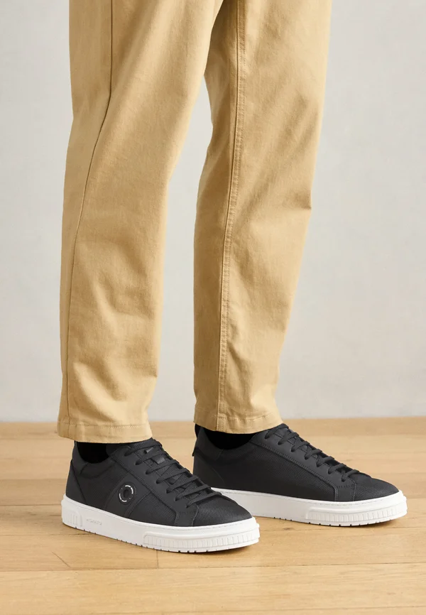 RICO  - Sneaker low - black