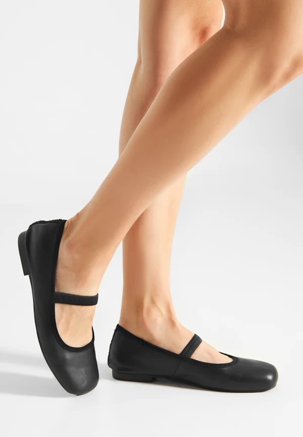 Riemchenballerina - black