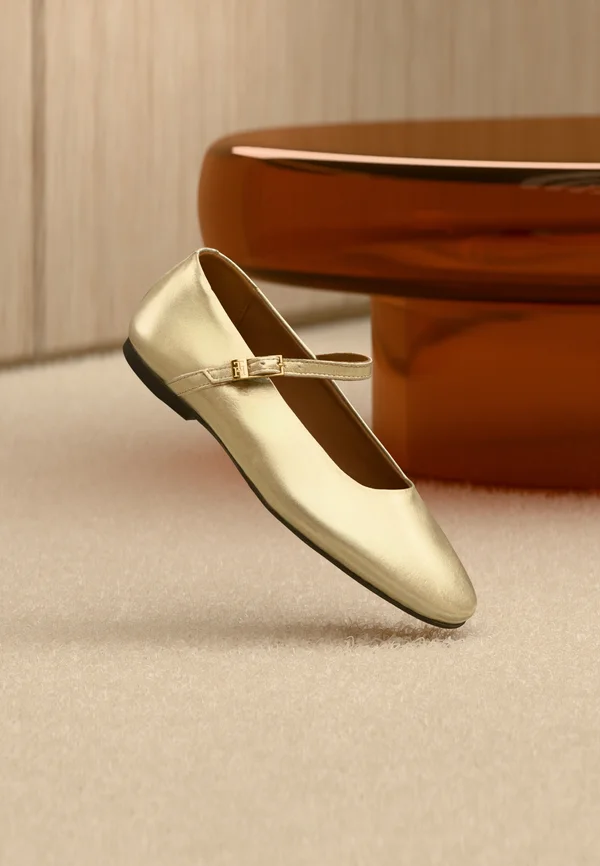 Riemchenballerina - gold-coloured