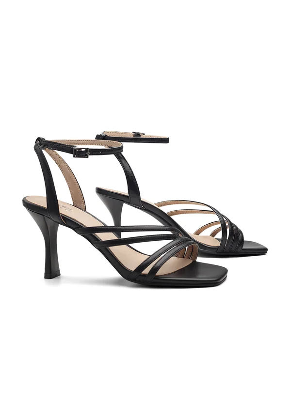 Riemensandalette - black