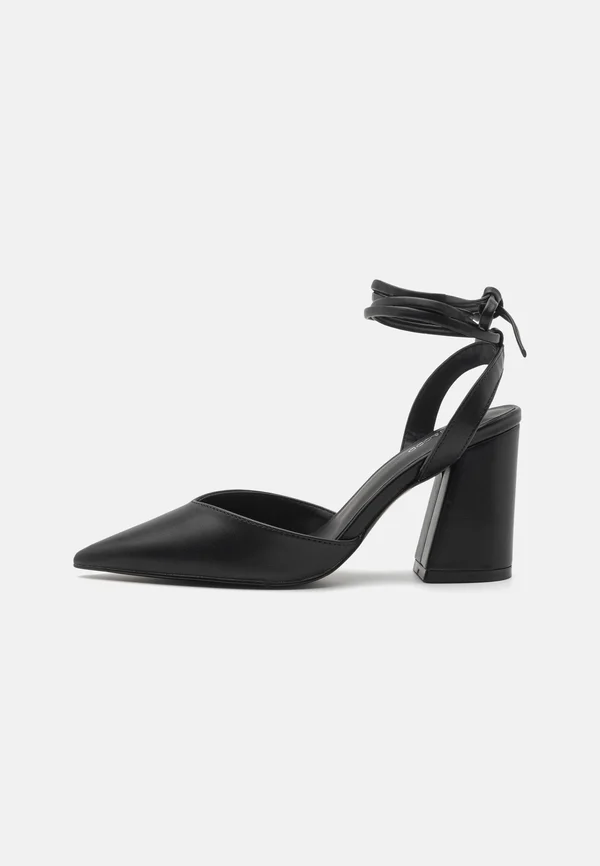 Riemensandalette - black