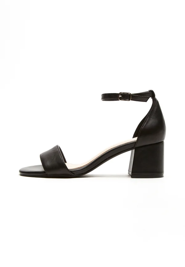 Riemensandalette - black