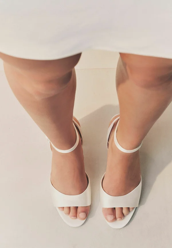 Riemensandalette - ivory