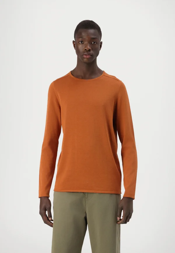 RIKONO - Strickpullover - orange