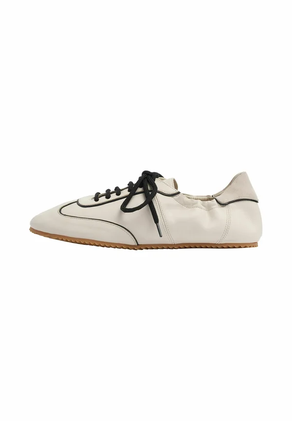 RILEY - Sneaker low - off white calf