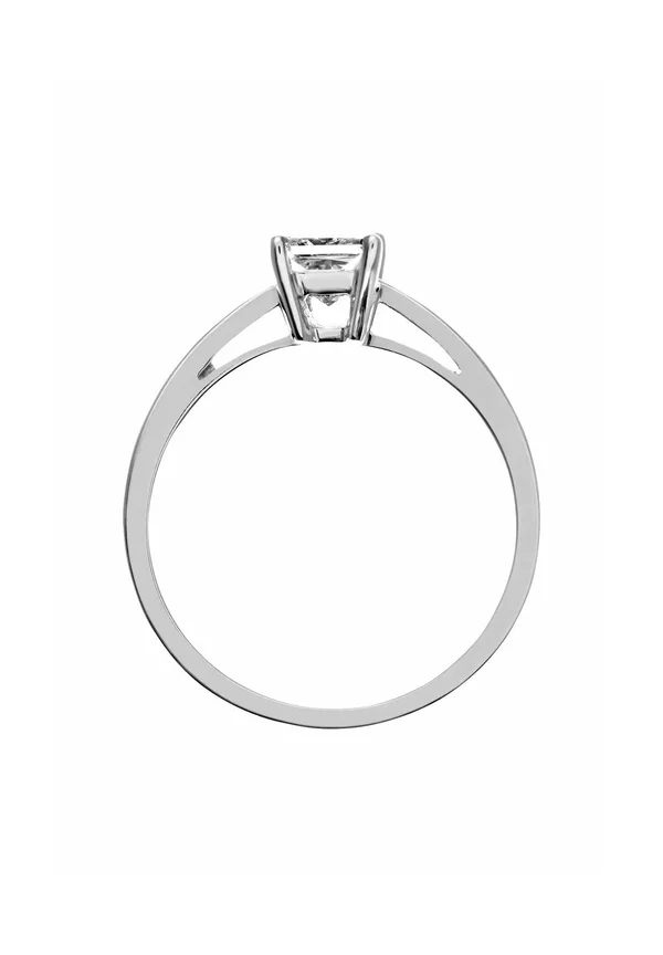 Ring - white gold