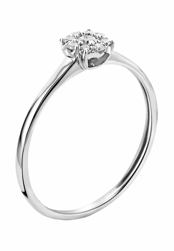 Ring - white gold