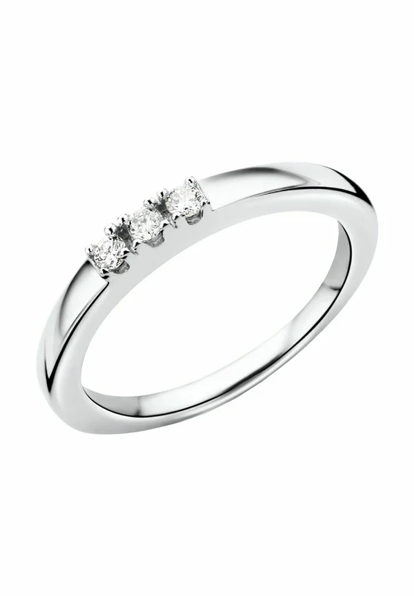 Ring - white gold