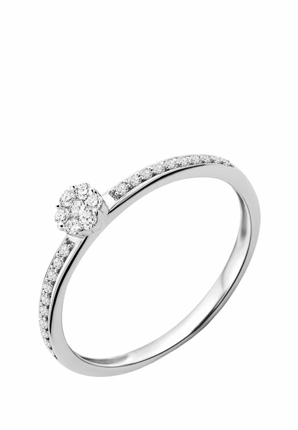 Ring - white gold