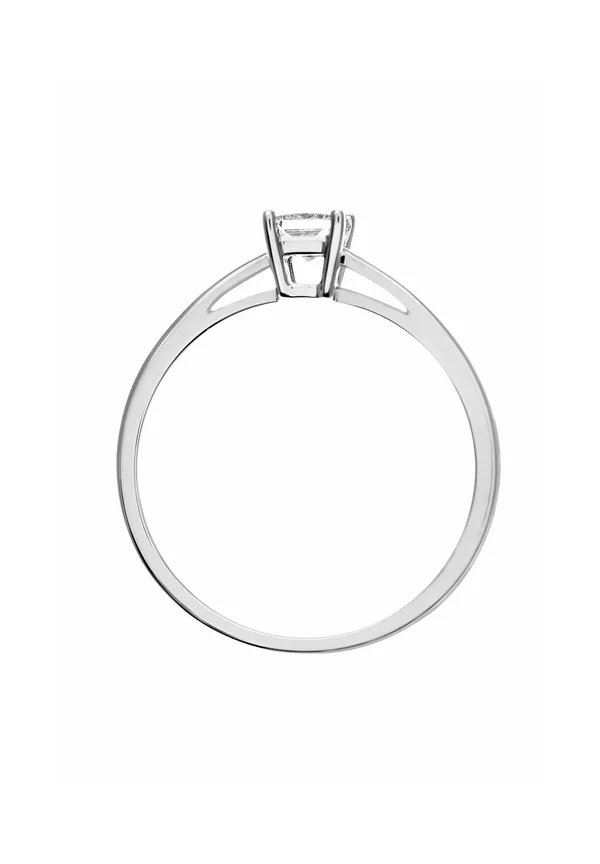 Ring - white gold
