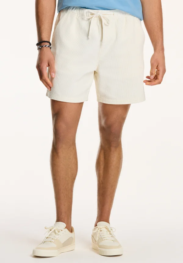 RIO - Shorts - white antique