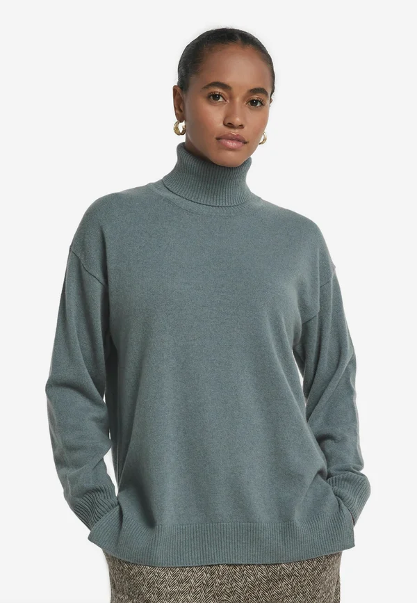 ROLLKRAGEN AUS ULTRASOFT MIT SCHLITZEN - Strickpullover - hellblau - carta da zucchero melange