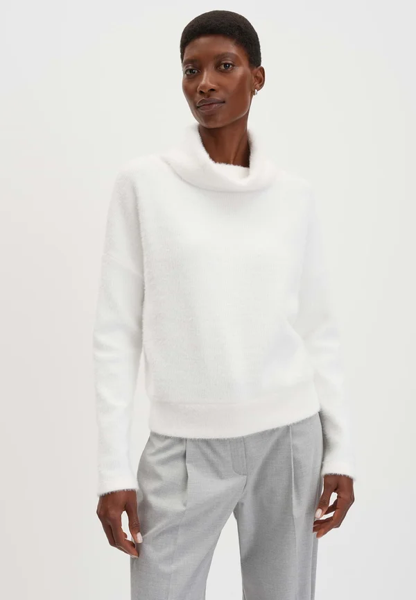 ROLLNECK LOOSE FIT - Strickpullover - milk