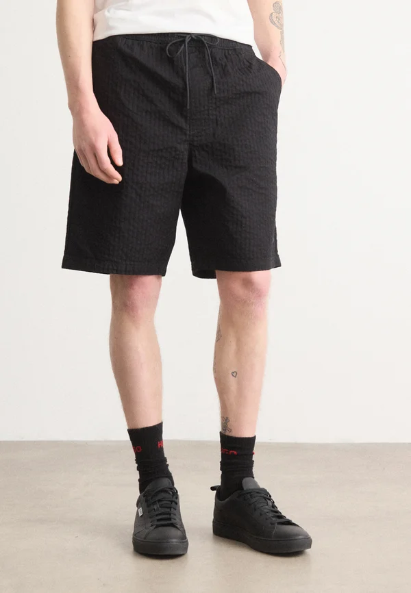 RONAN - Shorts - black