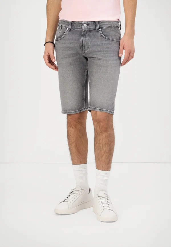 RONNIE - Jeans Shorts - denim black