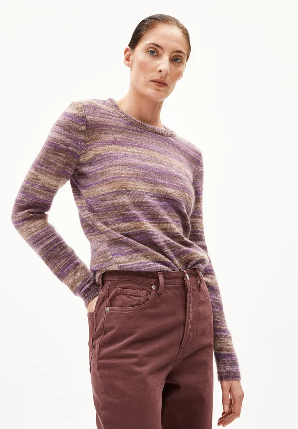 ROYAA  - Strickpullover - orchid-walnut creme