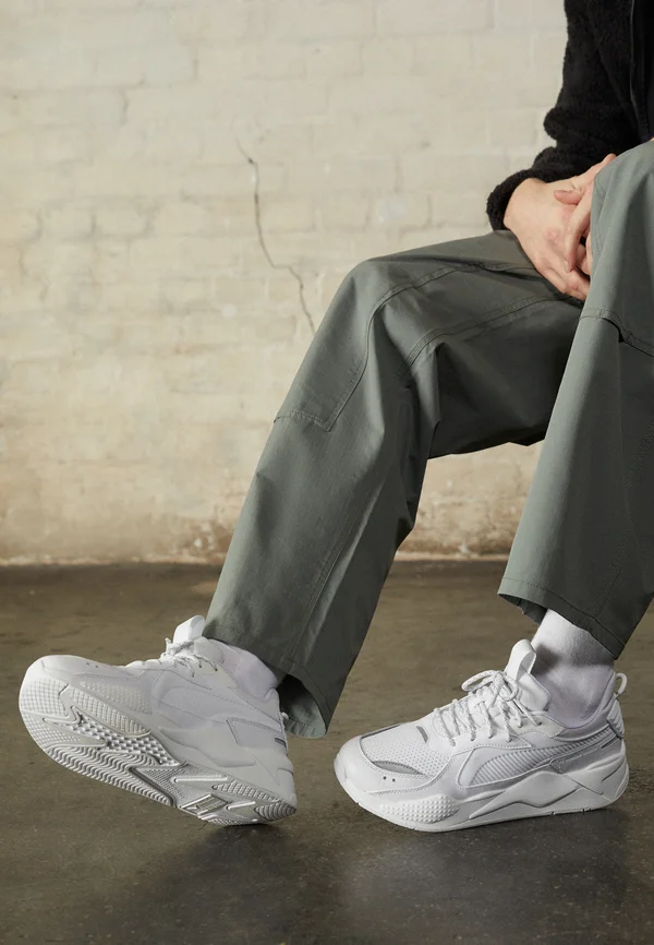 RS-X TRIPLE UNISEX - Sneaker low - white