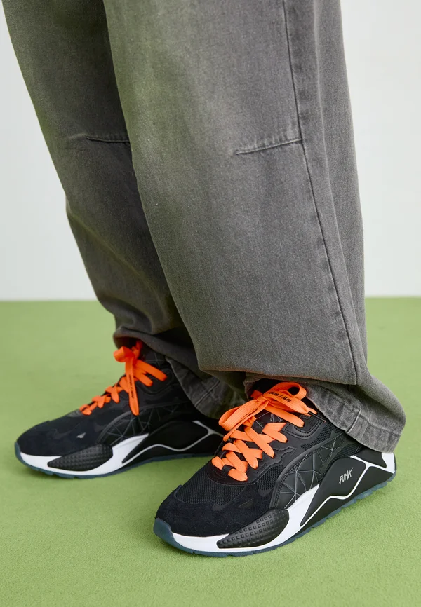 RS-X UP x ORLINSKI II UNISEX - Sneaker low - black/fluro orange